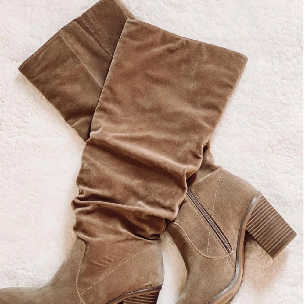 Womans Harlan tall boots- universal thread size 8 - Picture 2 of 11